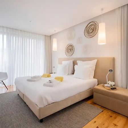 Aqua - Populo Eco Village 아파트호텔 4*
