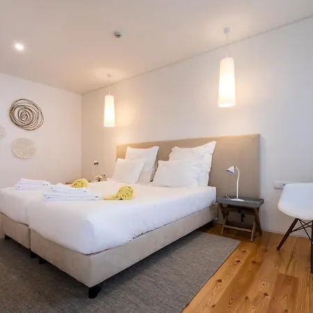 Aqua - Populo Eco Village 아파트호텔 4*