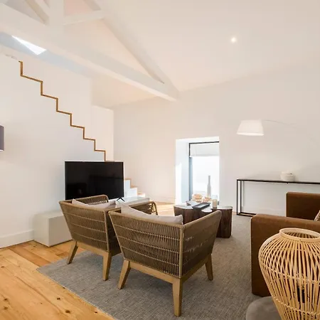 Aqua - Populo Eco Village