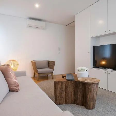 Aqua - Populo Eco Village 4*