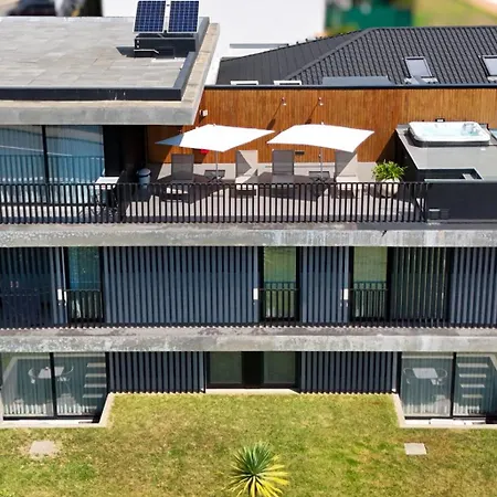 Aqua - Pópulo Eco Village 4*