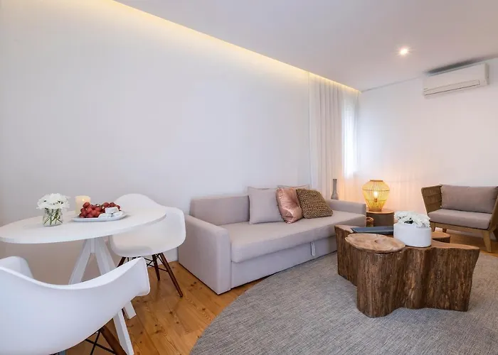 Aqua - Populo Eco Village 4*